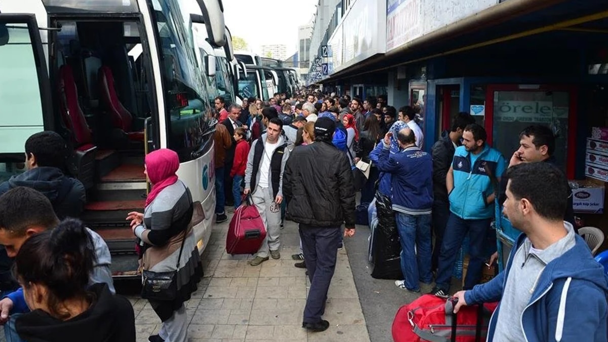 Sandığa günler kala 'seçim göçü' başladı