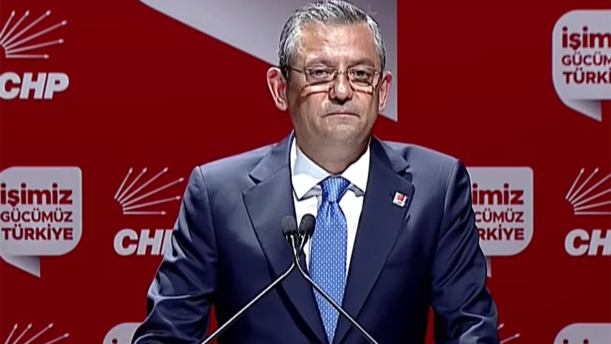 Özgür Özel'den zafer konuşması