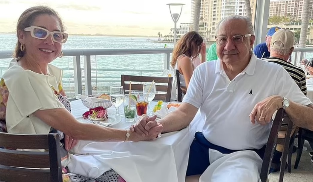 ABD'li eski diplomat Küba casusu çıktı