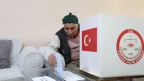 AKP, Erdoğan'ın memleketinde 18 puan kaybetti