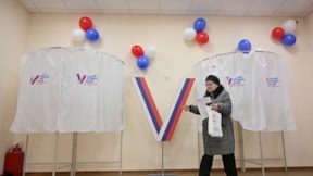 Rusya'da seçim noktasına molotof kokteylli saldırı