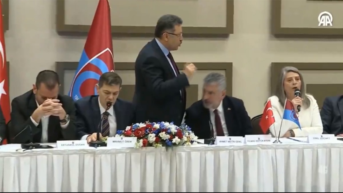 AKP'li Ahmet Metin Genç ve CHP Milletvekili Sibel Suiçmez arasında gerilim