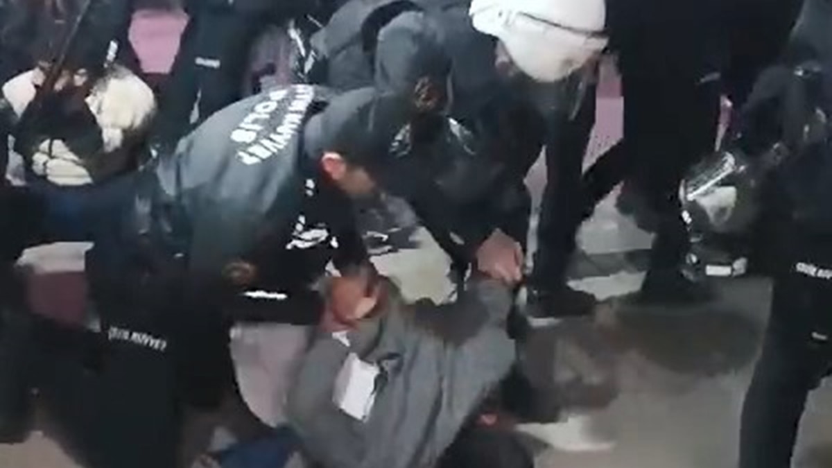 Seçimde şaibe iddiası: DEM Partili başkan gözaltına alındı