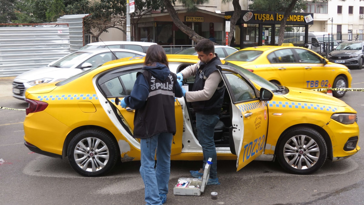Kadıköy'de taksiciye bıçaklı saldırı
