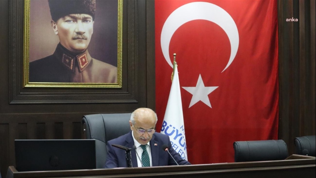 AKP’li başkandan eski AKP’li başkana 'borç' tepkisi!