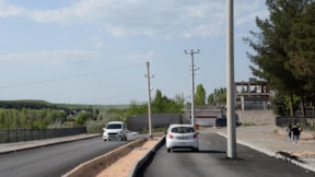 Diyarbakır'daki bir tuhaf yol yapımı