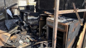 Depremzede aileyi yangın vurdu: Hiçbir şeyimiz kalmadı