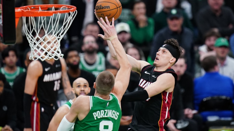 Boston Celtics'i deplasmanda yenen Miami Heat seriyi eşitledi