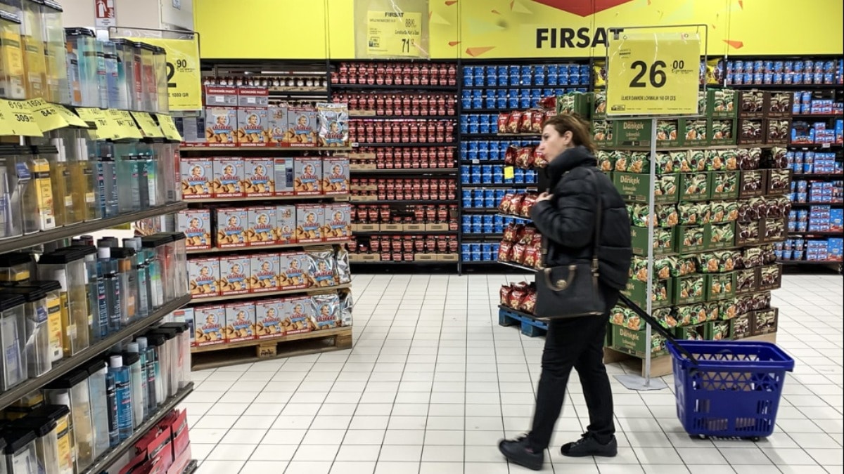 Enflasyonda Afrika ülkelerini geçtik