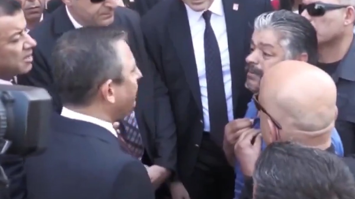 Özgür Özel, acılı babayı teskin etti