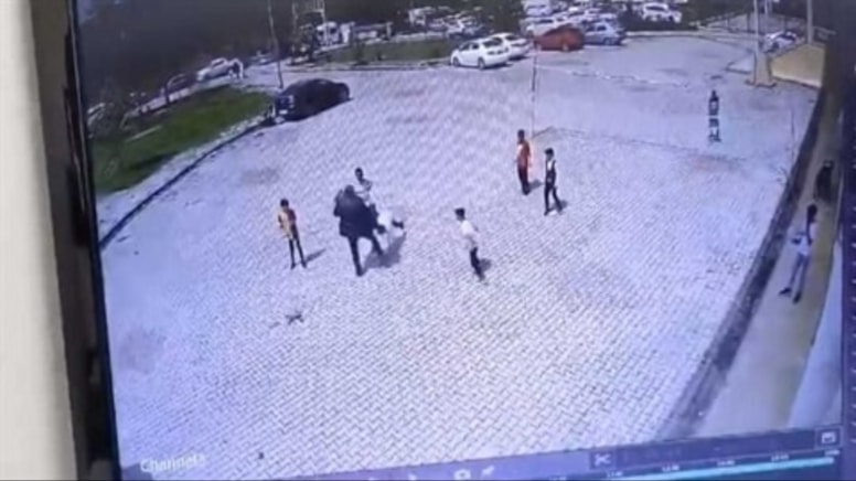 23 Nisan'da çocuğa tekme atmıştı, gözaltına alındı