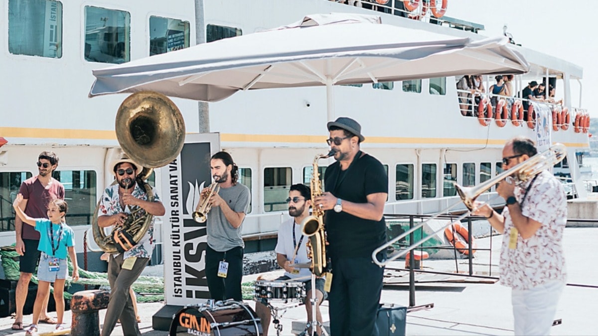 Caz festivali dopdolu