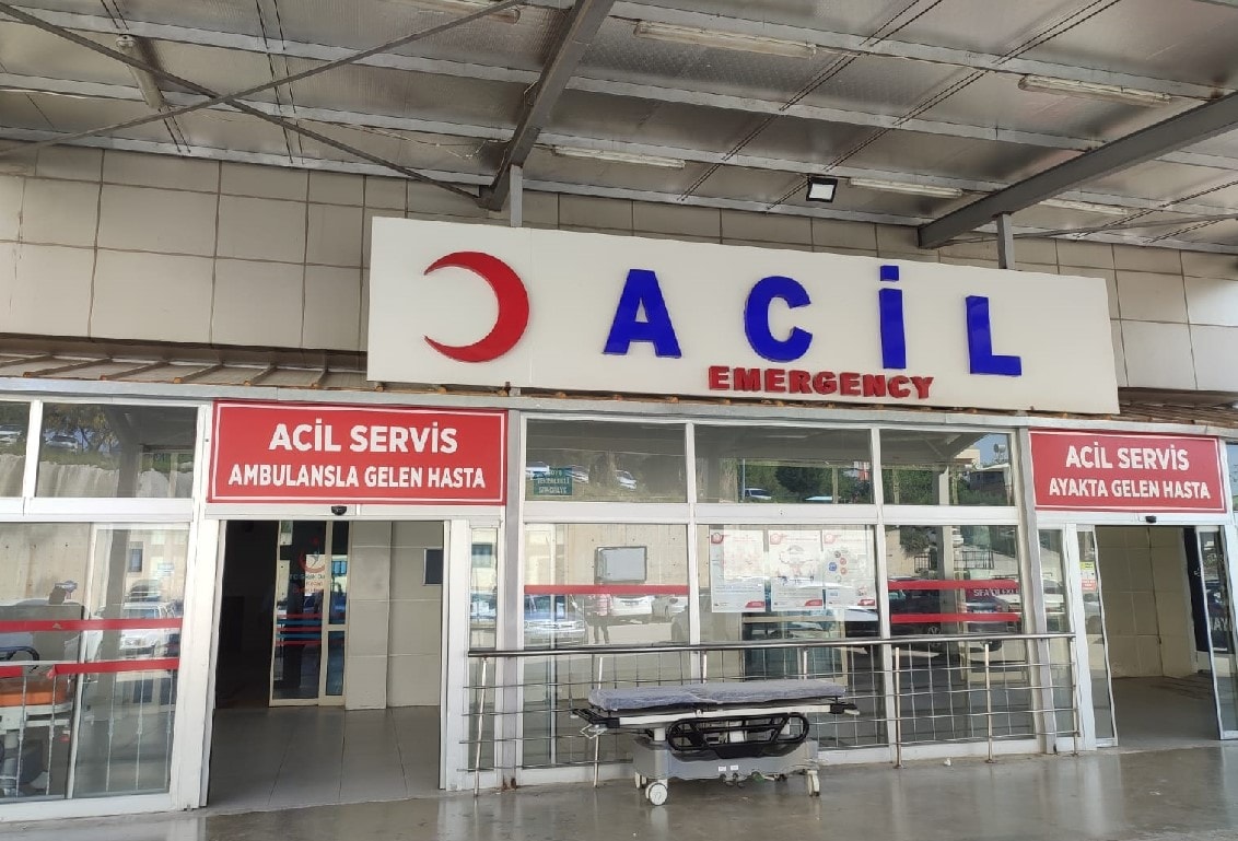 Cezaevi ziyaretinde iki kardeşe silahlı saldırı