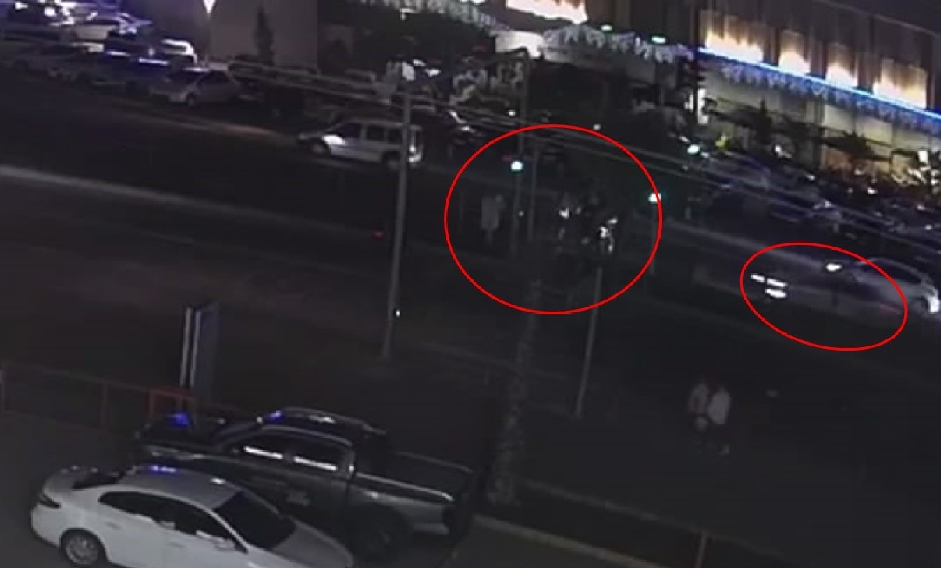 Otomobilin 1 bebek ve 3 çocuğa çarptığı anlar kamerada