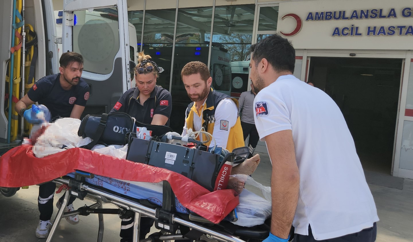 80 yaşındaki anneannesini ağır yaraladı, teyzesini dövdü...