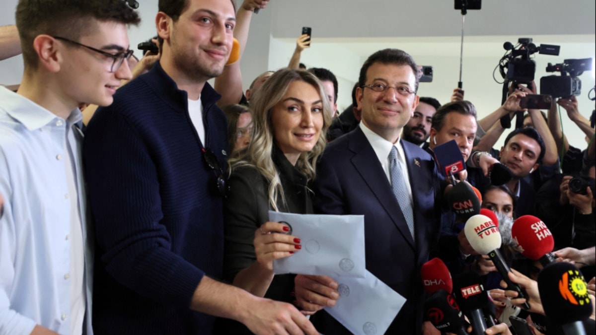 Yunan medyası Dilek İmamoğlu'nu manşetlerine taşıdı: O detayları vurguladılar