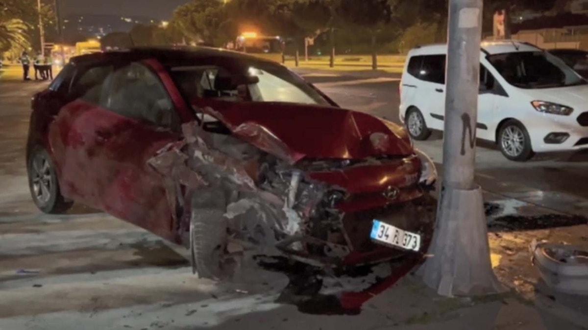 İstanbul'da zincirleme kaza: 5 kişi yaralandı