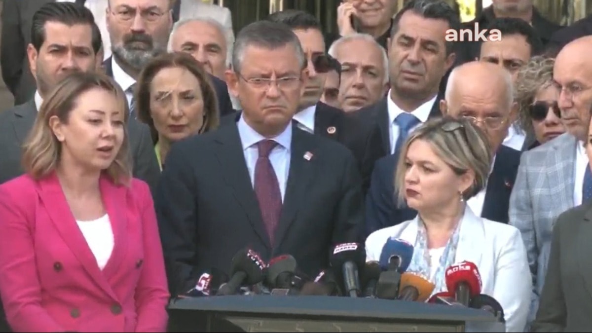 CHP heyeti YSK önünde: Hatay seçimleri iptal edilsin