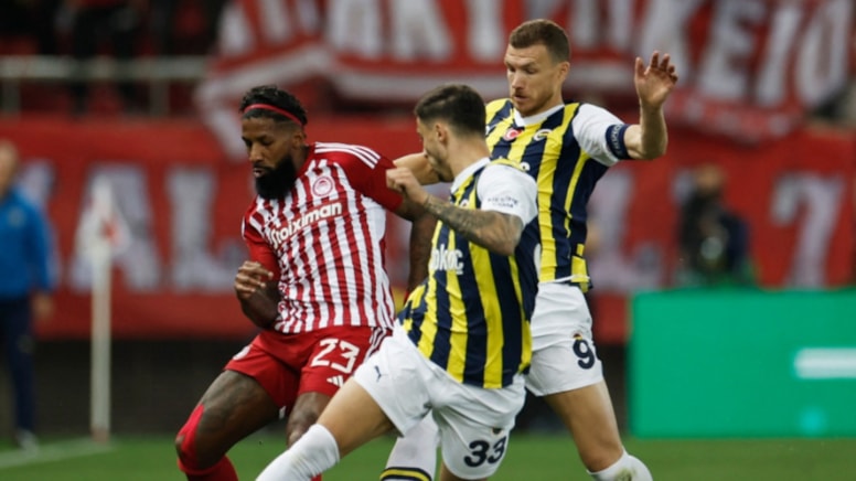 Fenerbahçe, Olympiakos karşısında pes etmedi: 3-2
