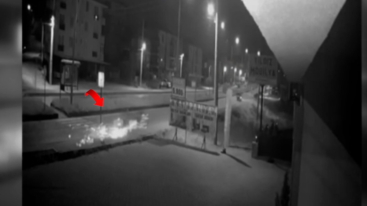 Motosikletli genç 150 metre sürüklenip can verdi