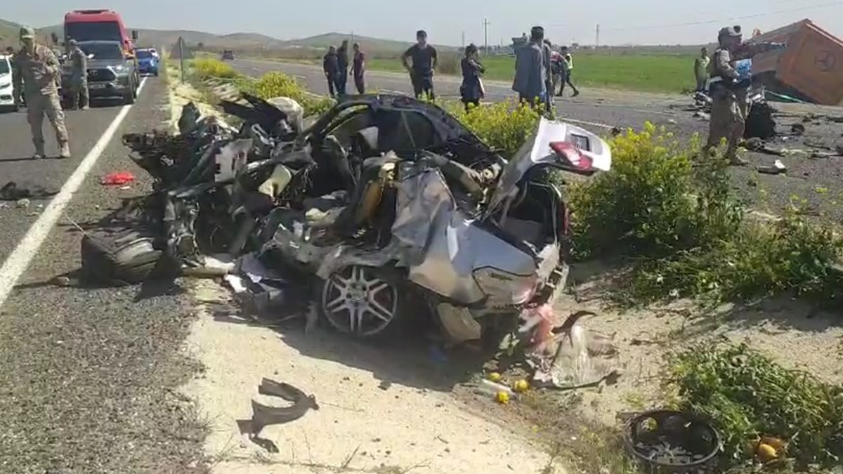 Şanlıurfa'da korkunç kaza: Bir aile yok oldu