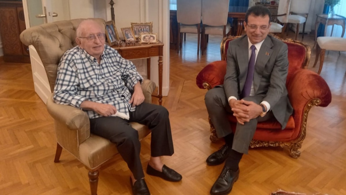 İmamoğlu’nu Demirel’in gençliğine benzetiyorum