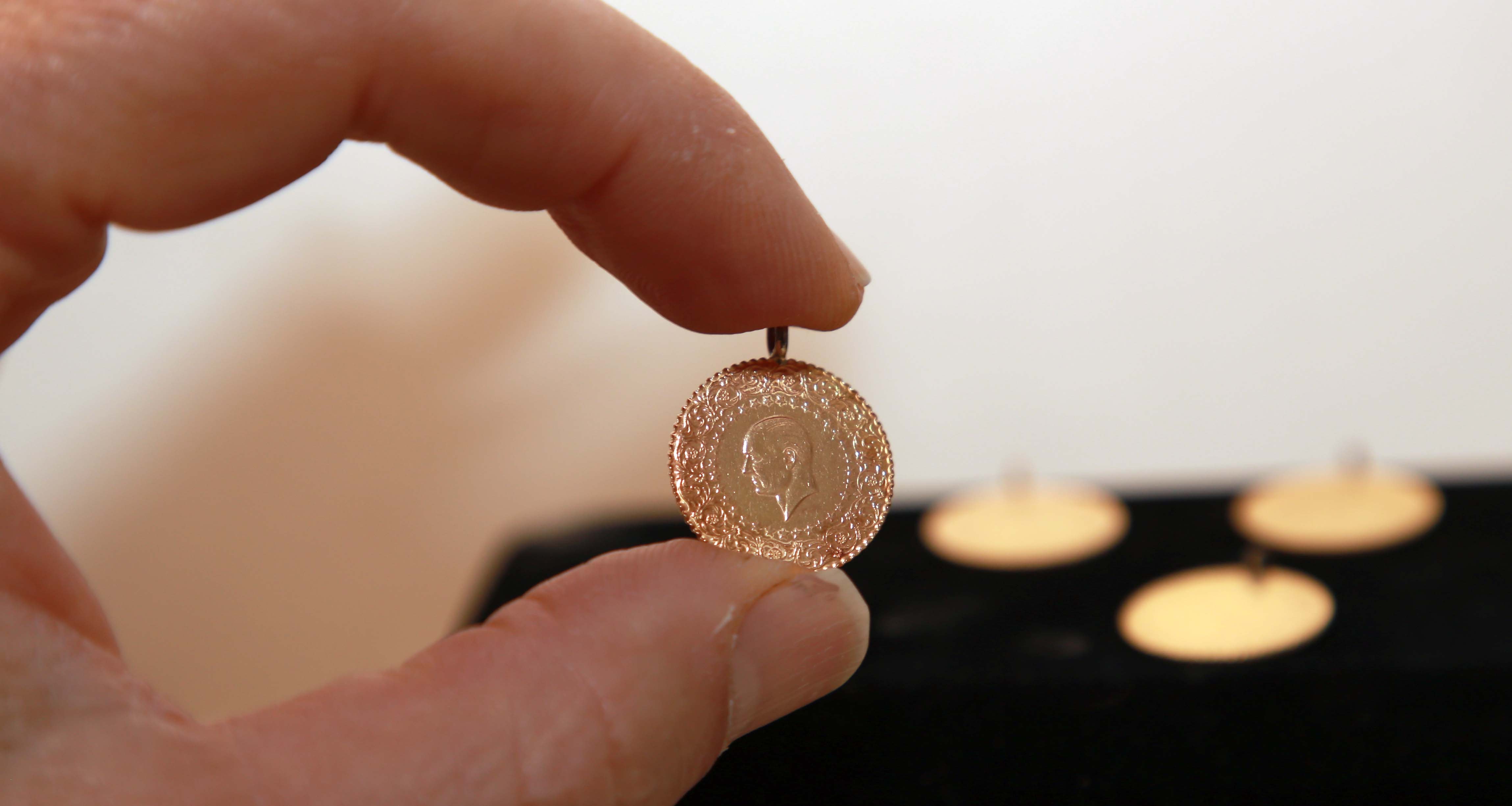 Altın fiyatları güne yüzde 0,4 düşüşle başladı