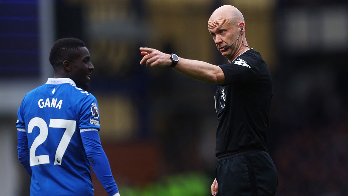 Nottingham Forest'tan hakem isyanı: "Seçenekleri değerlendireceğiz"