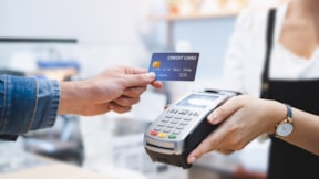 Merkez Bankası kredi kartı faiz oranlarını artırdı