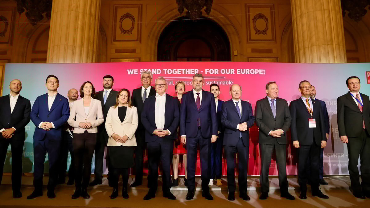 Özgür Özel, Romanya’da