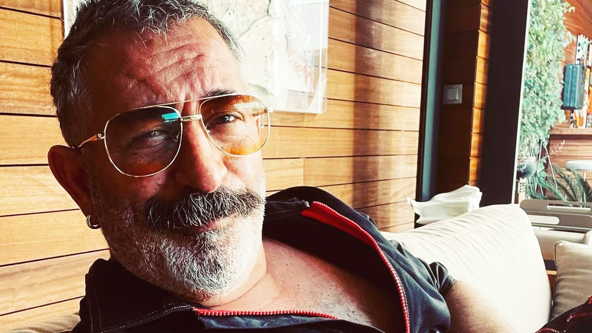 Cem Yılmaz'dan 51'inci yaş paylaşımı: Uzun yaşamımın sırrı...