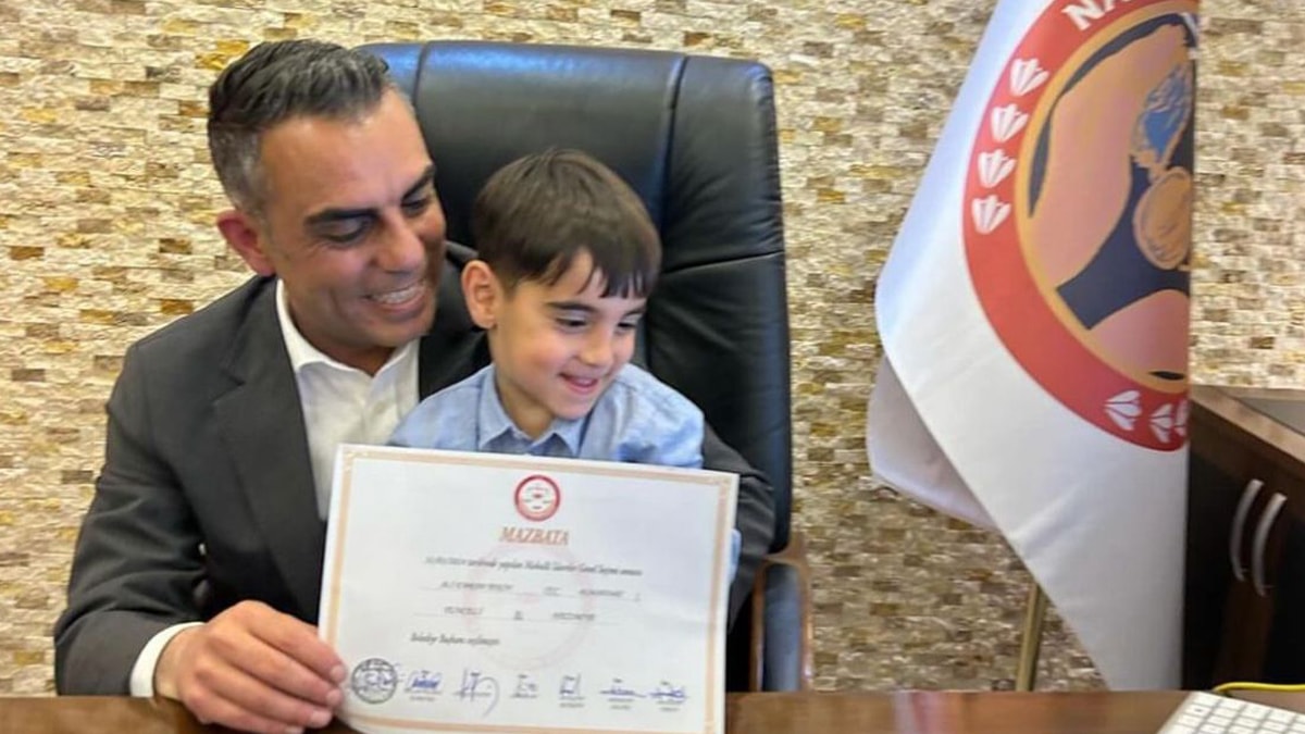 Terör örgütü 29 yıl önce babasını öldürmüştü: Belediye başkanı oldu