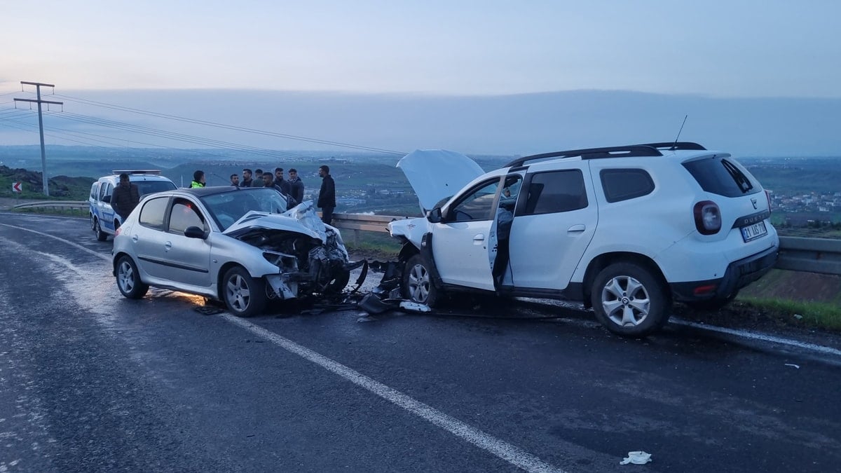 Diyarbakır'da feci kaza: 9 yaralı