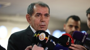 Galatasaray'da Dursun Özbek, yönetim kurulu listesini teslim etti
