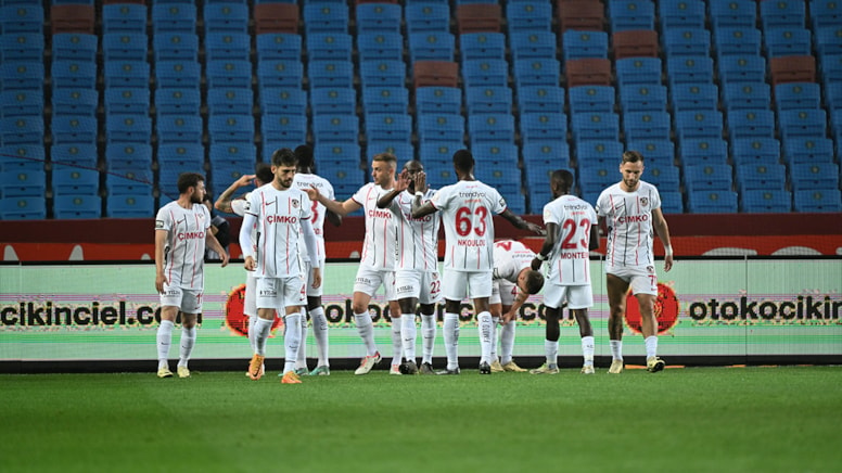 Gaziantep FK kötü gidişi durduramıyor: Selçuk İnan çare olmadı