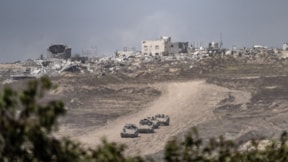İsrail, Nusayrat Kampı'na saldırdı