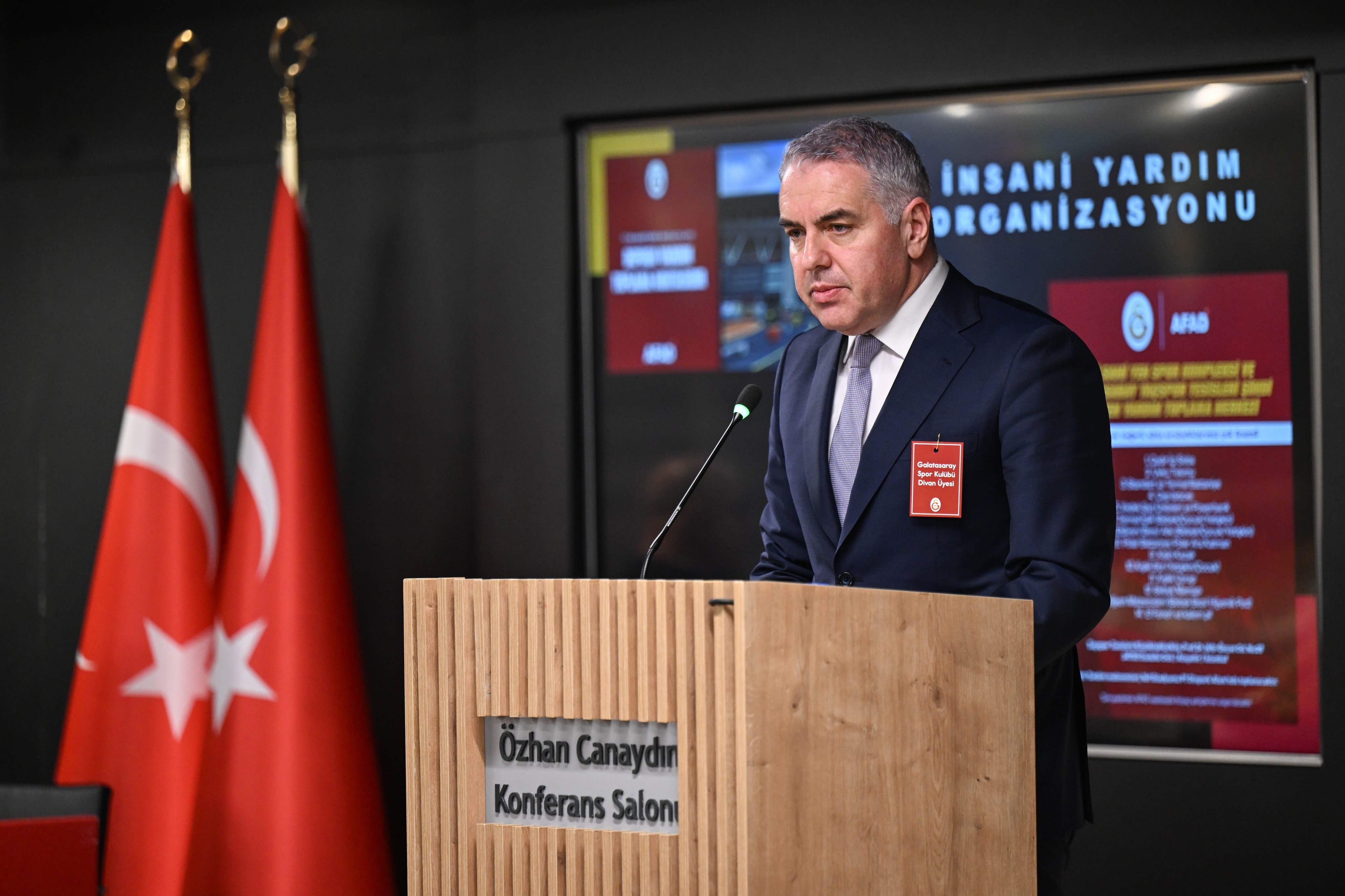 Eray Yazgan: Galatasaraylı bir taraftarımız 14 yaşındaki kızıyla birlikte saldırıya uğradı