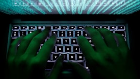 İngiltere'de hacker şoku: Bilgiler ifşa edildi