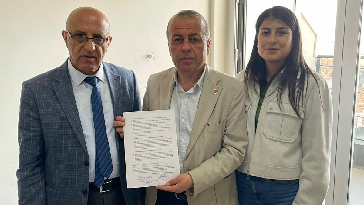 CHP İncirliova'da tüm sandıklara itiraz etti