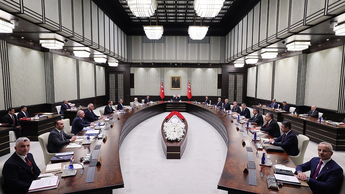 AKP'den kabine değişikliği açıklaması