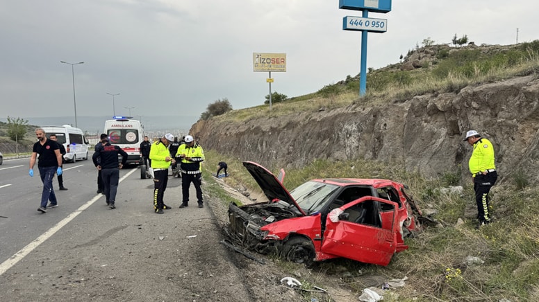 Kaza sonrası araç bu hale geldi, şoför hayatını kaybetti