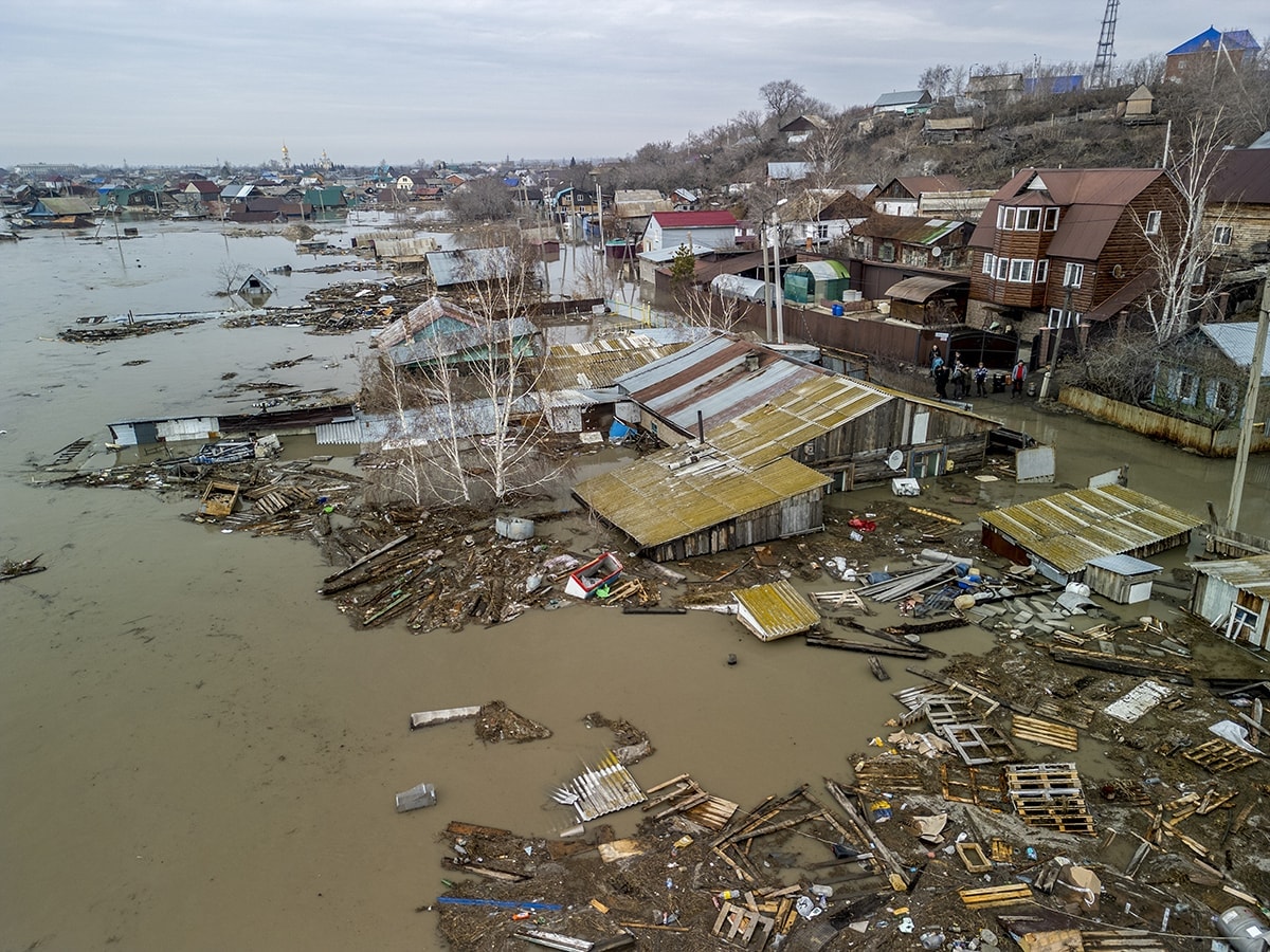 Kazakistan'da sel felaketi can aldı