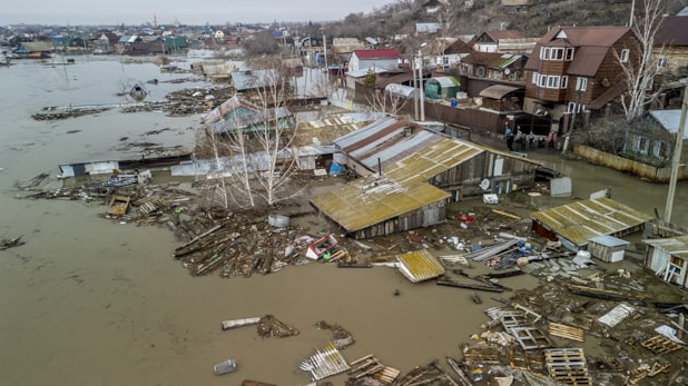 Kazakistan'da sel felaketi can aldı