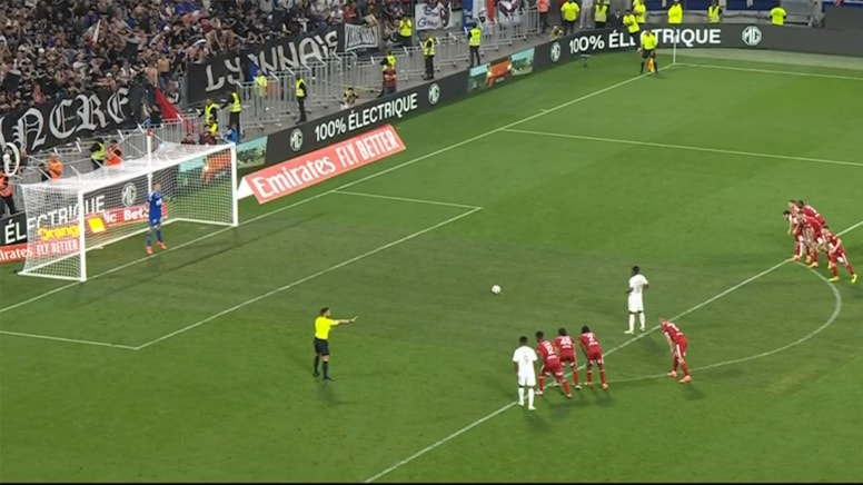 Lyon-Brest maçında 7 gol, 2 kırmızı: 90+16'da galibiyet...