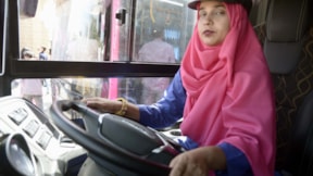 Kadınlara özel halk otobüsü