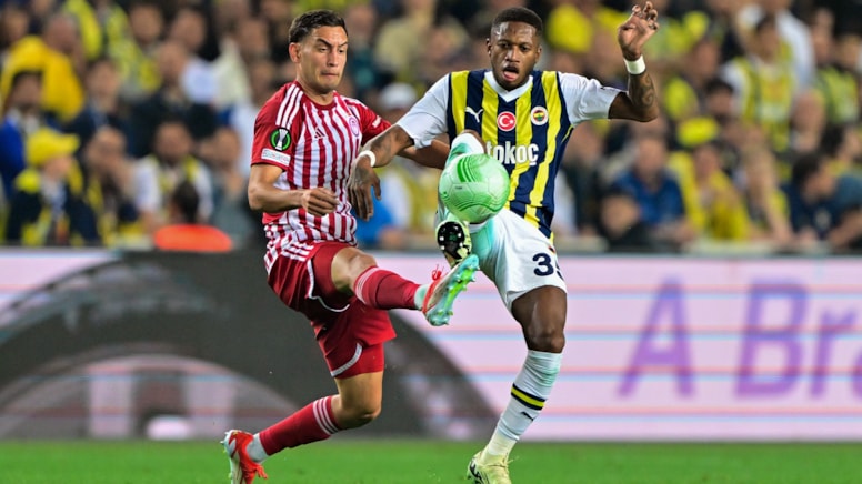 Olympiakos-Fenerbahçe maçında Fred'den İsmail Kartal'a tepki