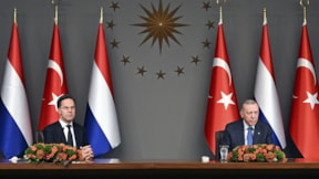 Erdoğan: Türkiye’ye yönelik engellerin kaldırılması şart
