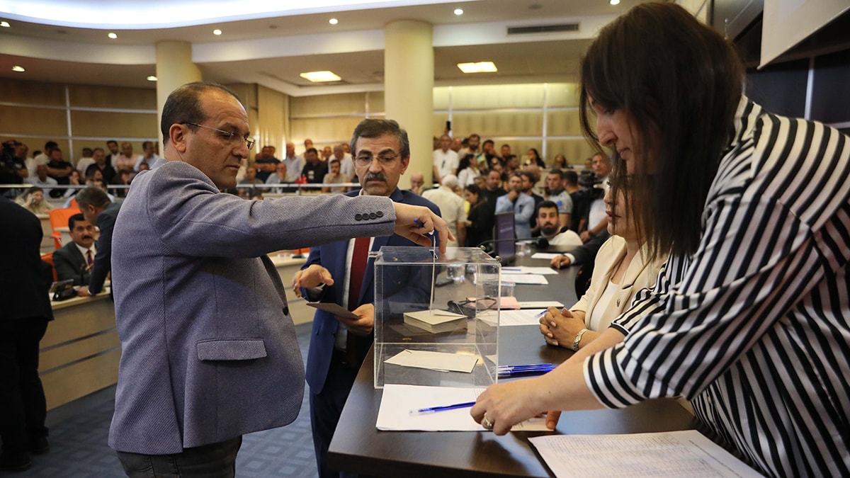 Tutuklanan Başkan Mesut Kocagöz'ün vekili belli oldu