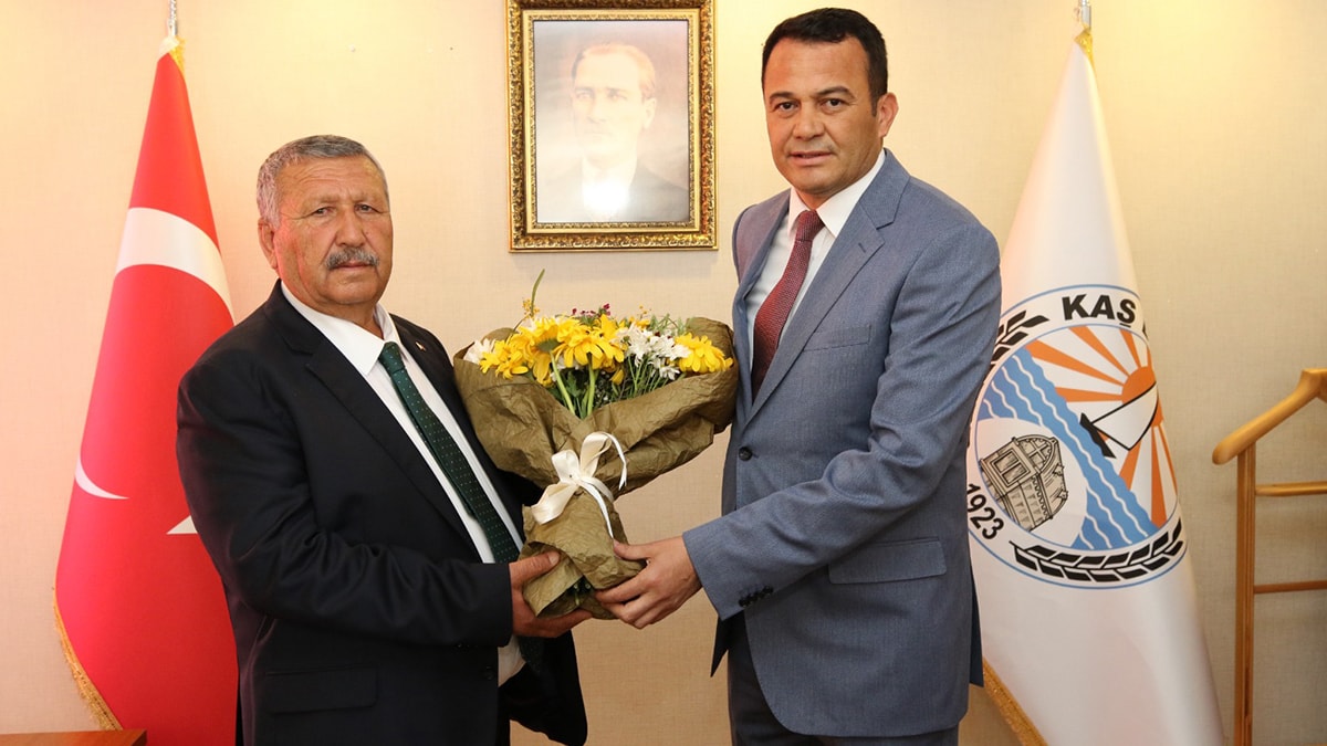 Kaş'ta mazbatasını alan Erol Demirhan, kaza geçirdi