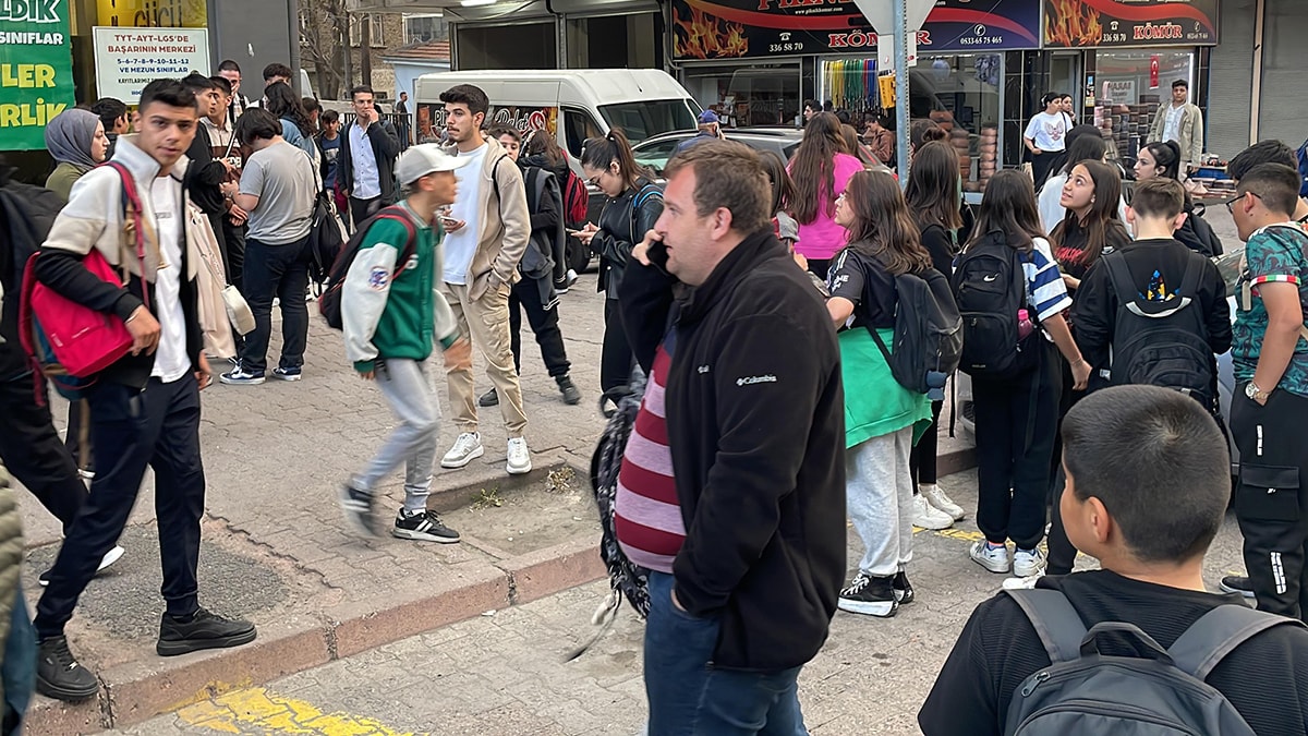 Tokat'ta 5.6 büyüklüğünde deprem oldu